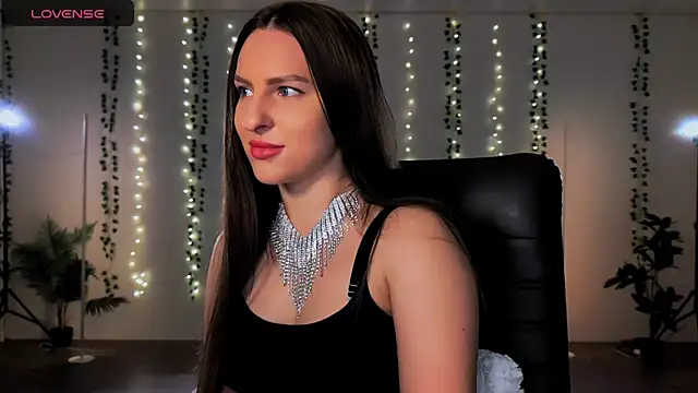 Snapshot of Alicia_x_art chatting on September 25, 7:34 am Alicia x art online show from September 25, 7:34 am