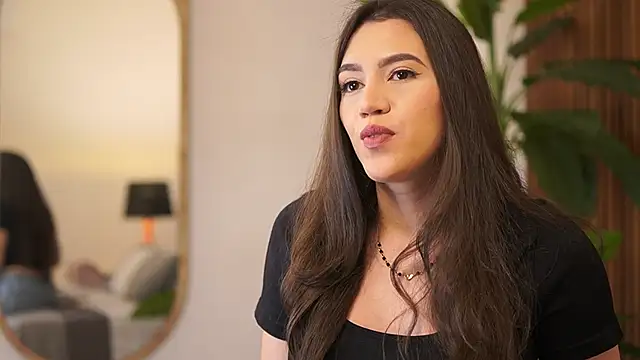 Amelia Rouse online show from March 1, 8:21 pm