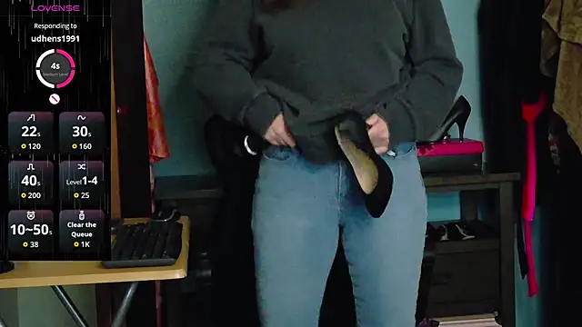 TreeJeanne online show from October 27, 12:42 pm