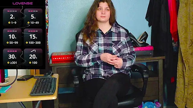 TreeJeanne online show from December 13, 7:53 pm