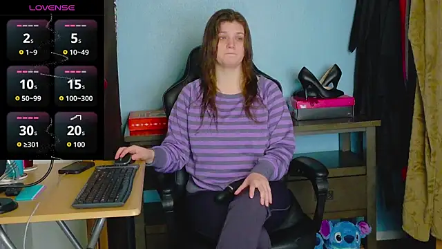 TreeJeanne online show from December 15, 4:22 pm