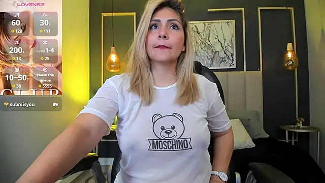 Melanie silver  online show from February 21, 1:00 am