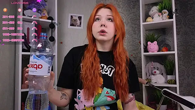 hannah lourens online show from December 5, 7:05 am