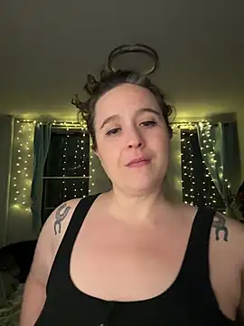 sylviahhh online show from January 31, 3:20 am