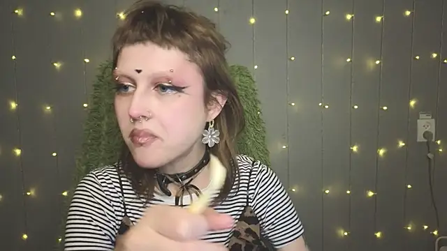 Snapshot of kortny_yo chatting on January 19, 3:08 am kortny yo online show from January 19, 3:08 am