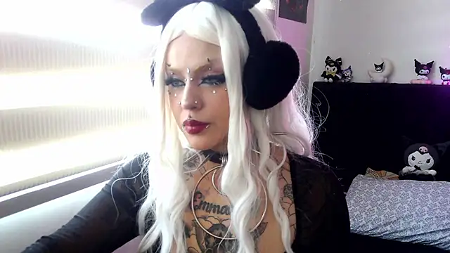 Snapshot of jannaink_ chatting on February 6, 8:45 pm jannaink online show from February 6, 8:45 pm