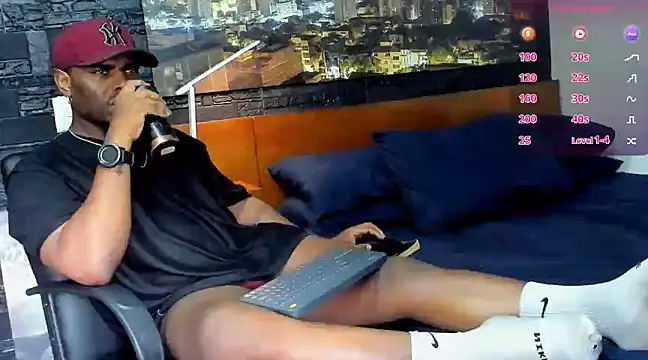 Snapshot of thomas_santtos1 chatting on March 15, 9:38 pm thomas santtos1 online show from March 15, 9:38 pm