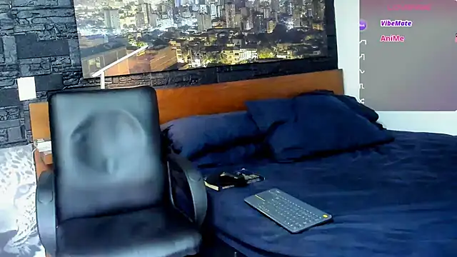 Snapshot of thomas_santtos1 chatting on March 20, 7:57 pm thomas santtos1 online show from March 20, 7:57 pm