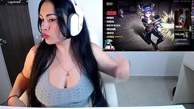 Snapshot of Sunny_Gamer7 chatting on November 20, 3:28 am Sunny Gamer7 online show from November 20, 3:28 am