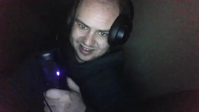 Snapshot of Kushalakalez chatting on February 9, 5:00 am Kushalakalez online show from February 9, 5:00 am