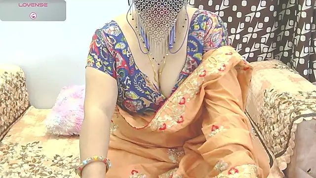 Snapshot of sheetaldave chatting on February 1, 7:13 pm sheetaldave online show from February 1, 7:13 pm