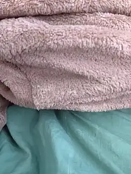 Snapshot of Aaradhya chatting on December 7, 4:09 am Aaradhya online show from December 7, 4:09 am