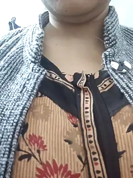 Snapshot of Aaradhya chatting on December 24, 1:38 am Aaradhya online show from December 24, 1:38 am