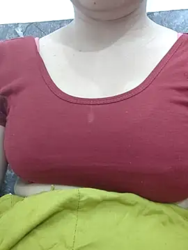 Snapshot of Aaradhya chatting on March 16, 1:28 am Aaradhya online show from March 16, 1:28 am