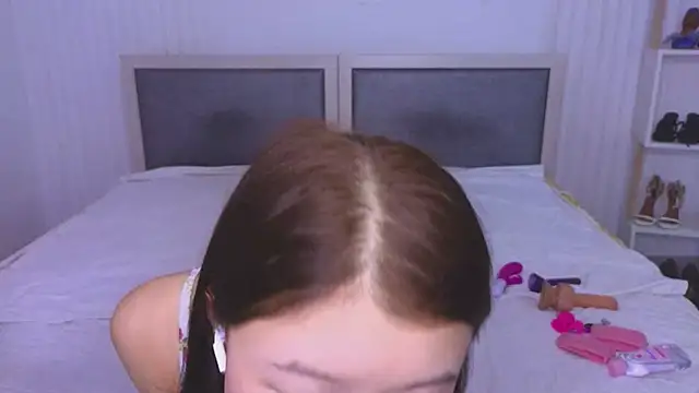 Snapshot of Tina_Kim_ chatting on January 22, 8:07 am Tina Kim online show from January 22, 8:07 am