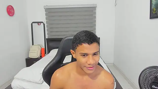 corzoethan online show from February 5, 11:09 pm