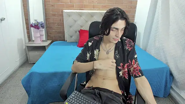 Snapshot of MIKE_HUNTER7 chatting on February 14, 4:09 pm MIKE HUNTER7 online show from February 14, 4:09 pm