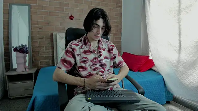 Snapshot of MIKE_HUNTER7 chatting on February 28, 4:20 pm MIKE HUNTER7 online show from February 28, 4:20 pm