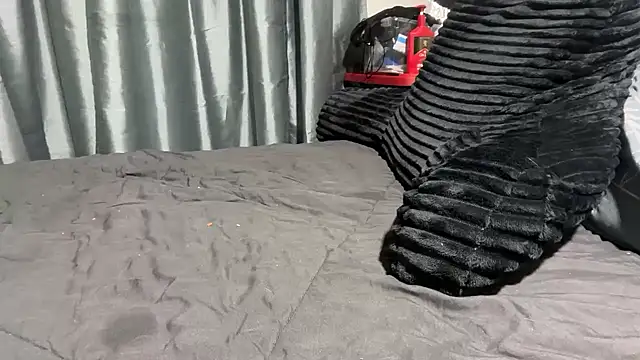 Snapshot of Mikeypnp1494 chatting on October 4, 1:25 am Mikeypnp1494 online show from October 4, 1:25 am