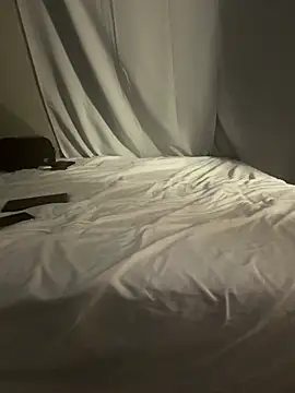 Snapshot of Mikeypnp1494 chatting on February 2, 8:24 am Mikeypnp1494 online show from February 2, 8:24 am