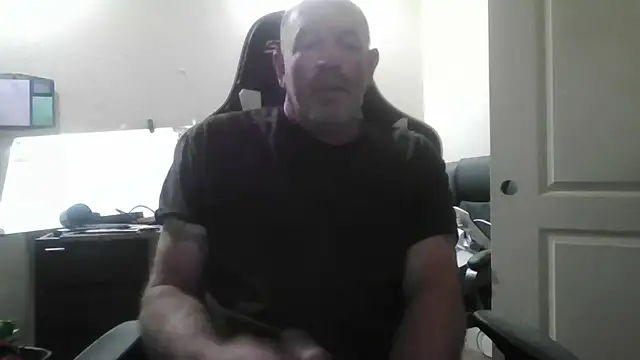 TXCowboy420 online show from August 5, 9:50 pm
