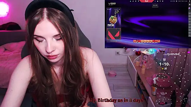 Snapshot of AmyBoop chatting on February 21, 8:21 pm AmyBoop online show from February 21, 8:21 pm