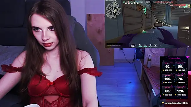 Snapshot of AmyBoop chatting on April 9, 8:42 am AmyBoop online show from April 9, 8:42 am