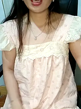 Snapshot of Blythe_69 chatting on September 27, 12:21 pm Blythe 69 online show from September 27, 12:21 pm