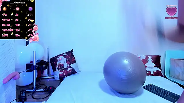 cleopatraa online show from December 3, 5:22 pm