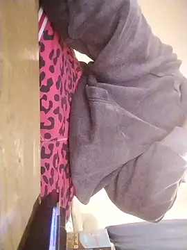 Luziluzi0999 online show from March 26, 10:26 pm