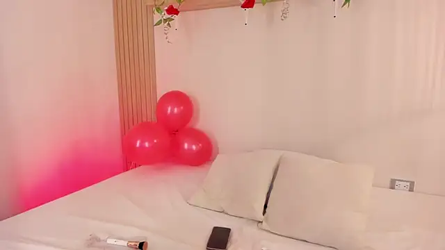 Kleverly Manson1 online show from February 14, 8:37 pm