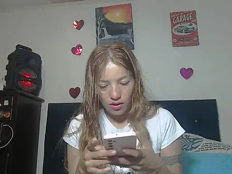 valerivegass online show from December 15, 1:26 pm