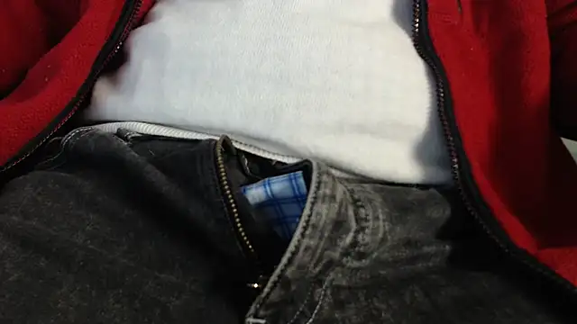 Snapshot of smoothandtiny chatting on February 28, 7:58 am smoothandtiny online show from February 28, 7:58 am