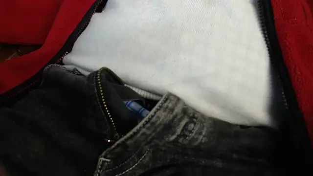 Snapshot of smoothandtiny chatting on March 4, 10:46 am smoothandtiny online show from March 4, 10:46 am