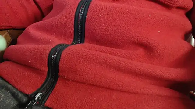 Snapshot of smoothandtiny chatting on March 19, 2:57 pm smoothandtiny online show from March 19, 2:57 pm