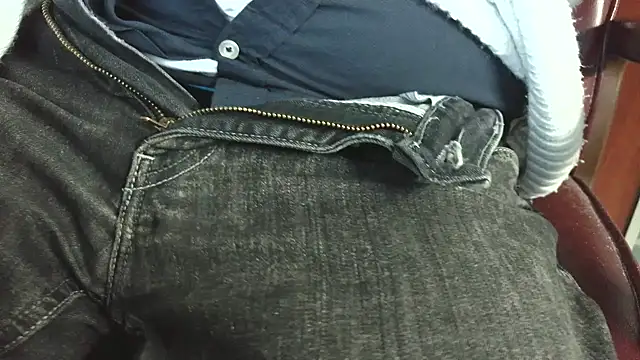 smoothandtiny online show from April 3, 7:50 am