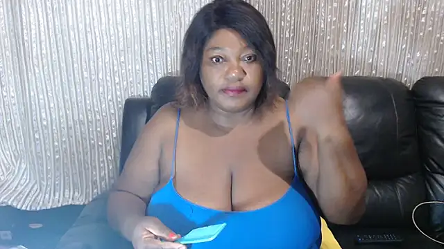 MATUREBUSSTY online show from January 20, 1:18 am