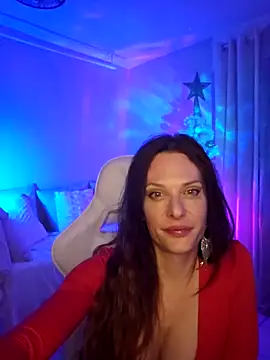 Snapshot of Luna_Kitanna chatting on December 14, 3:18 am Luna Kitanna online show from December 14, 3:18 am