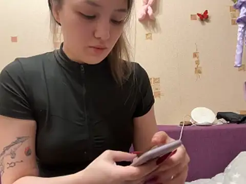 Roni Cox online show from March 20, 8:19 am