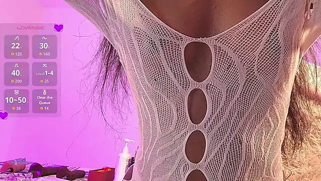 NicholScully online show from March 11, 10:38 pm