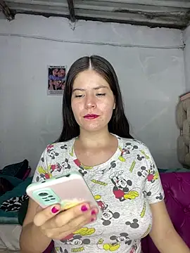 Hotnightsexxx online show from February 15, 10:42 pm