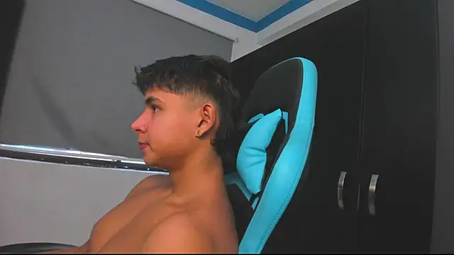 Bray Kevin online show from October 28, 2:31 pm