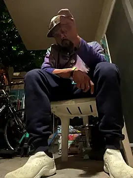 MrDickUdown24 7 online show from January 12, 3:23 am