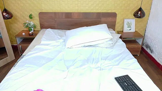 Mrs booty online show from January 6, 6:10 pm