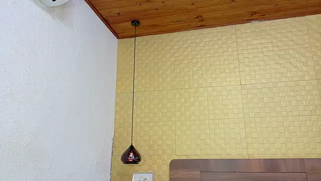 Mrs booty online show from January 14, 1:49 pm