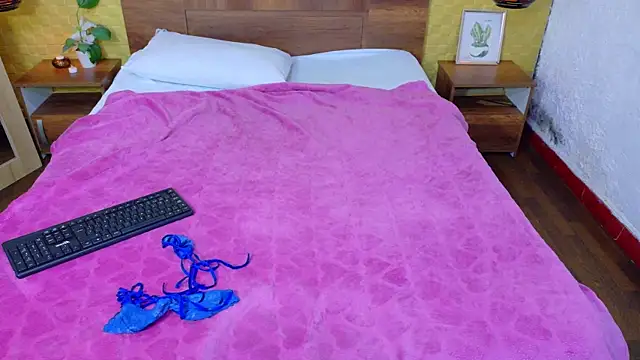 Mrs booty online show from February 12, 2:21 pm