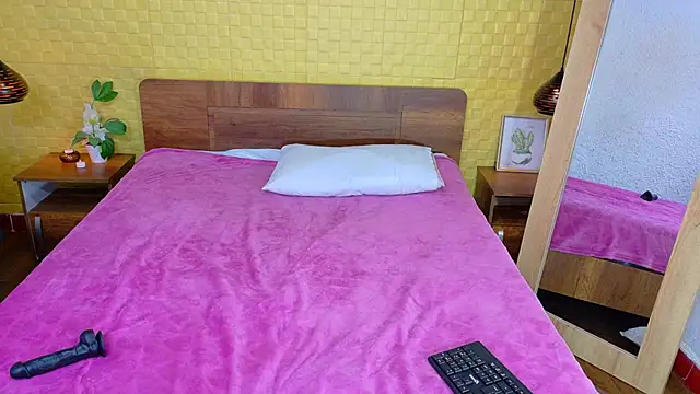 Mrs booty online show from February 13, 5:44 pm