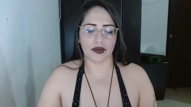 natashasmithe online show from November 23, 2:00 am