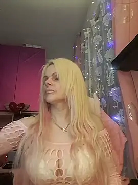 Snapshot of Angeldevilus chatting on December 30, 1:15 am Angeldevilus online show from December 30, 1:15 am
