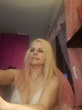 Snapshot of Angeldevilus chatting on March 7, 5:06 pm Angeldevilus online show from March 7, 5:06 pm